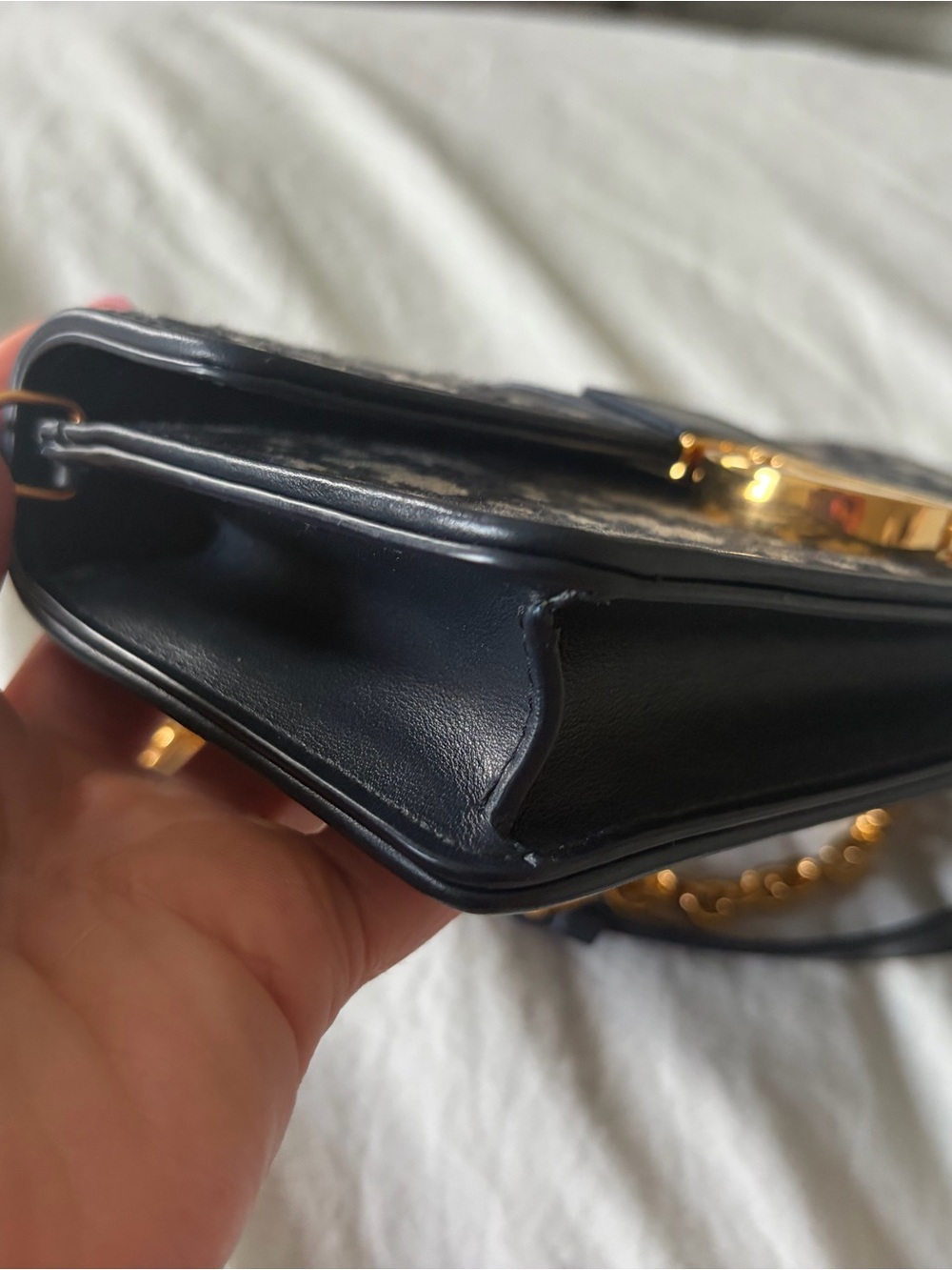 Dior Navy and Beige Oblique Montaigne Crossbody Bag with Gold Hardware - Picture 8 of 10